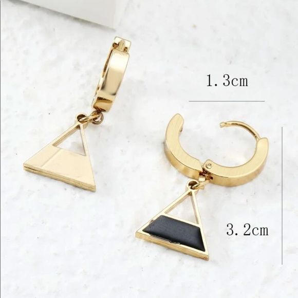 Onyx Triangle Drop Earrings - Picture 3 of 4